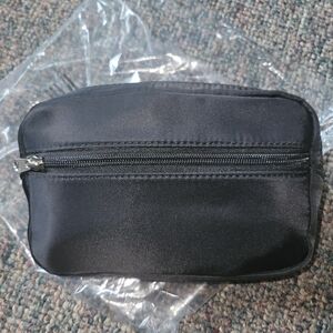 Summer & Rose Black Belt Bag